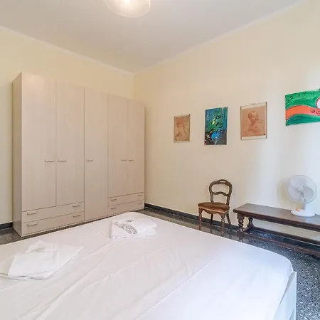 Oregina Cozy - W/ Balcony Apartamento Génova