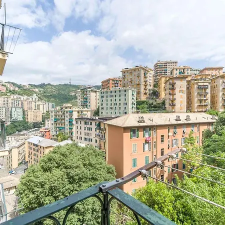 Oregina Cozy - W/ Balcony * Genova
