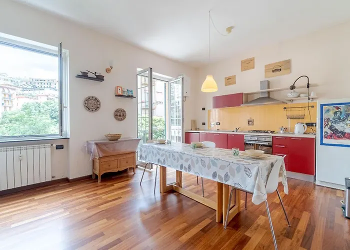 Oregina Cozy - W/ Balcony Daire