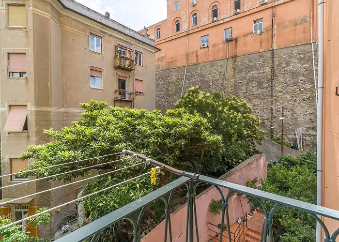 Oregina Cozy - W/ Balcony