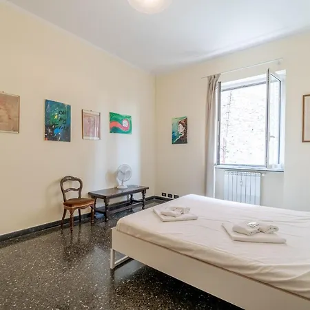 Lägenhet Oregina Cozy - W/ Balcony Genua