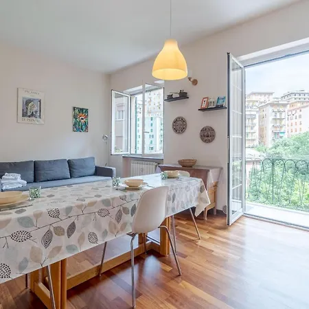 Lägenhet Oregina Cozy - W/ Balcony